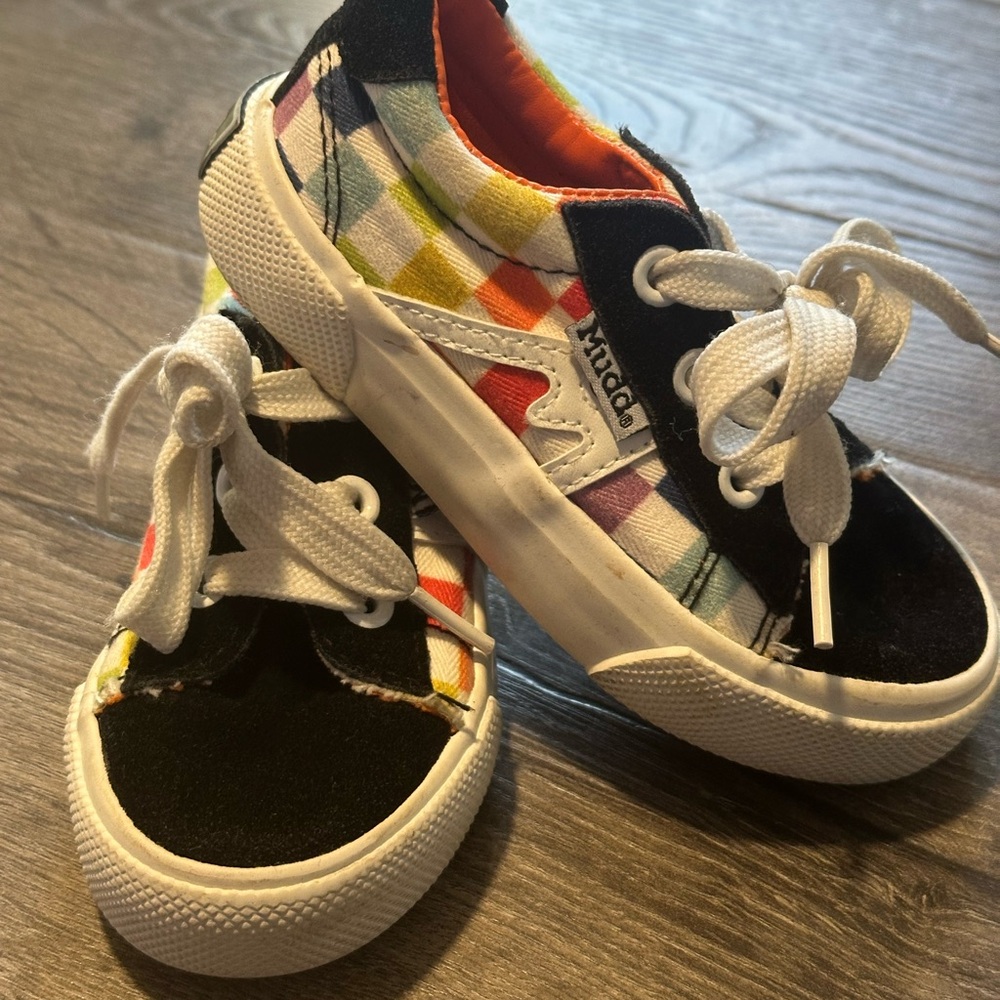 Mudd Kids Checker Sneakers Size 7 Toddler